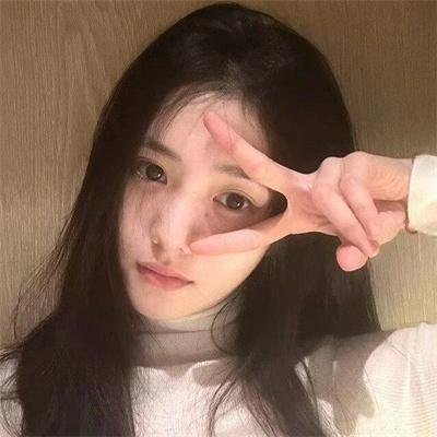 怪物少女妮莫娜